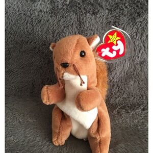 Beanie, baby, squirrel, nuts